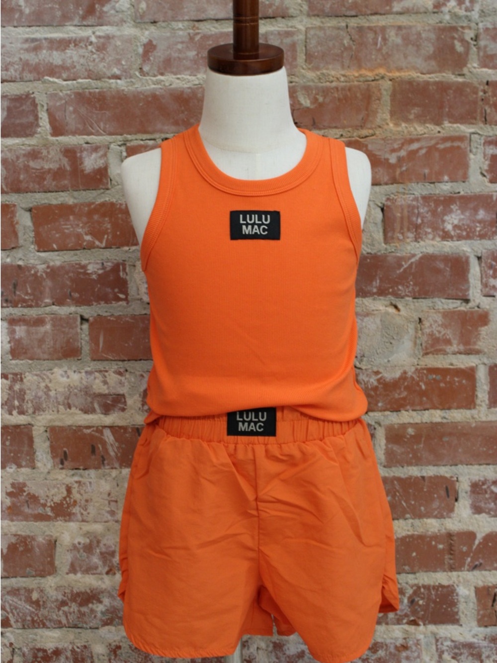 Lulu Mac Youth 1000 Orange Solid Tank Top